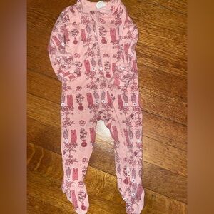 Pink bamboo zip footie sleeper romper owl and wolf coyote baby newborn infant
